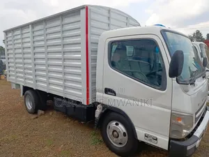 Mitsubishi Canter Fe84