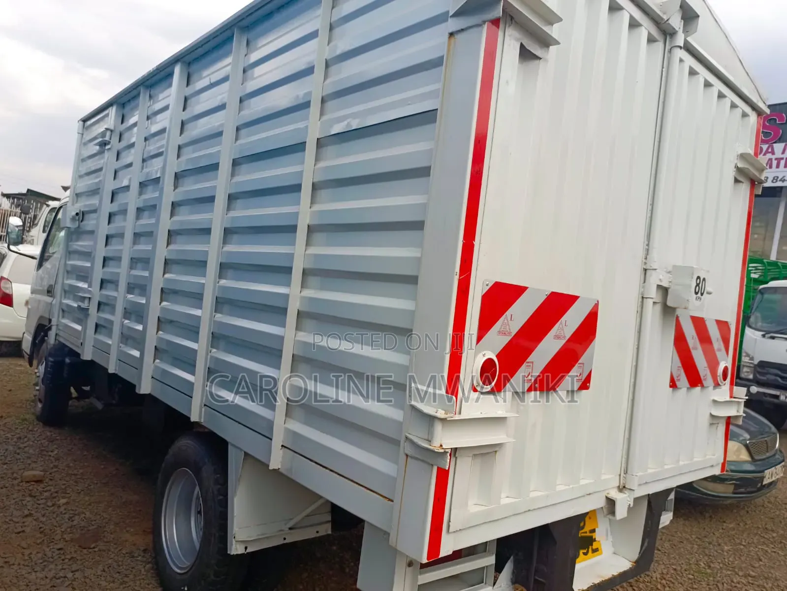 Mitsubishi Canter Fe84