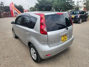 Nissan Note 2009 Silver