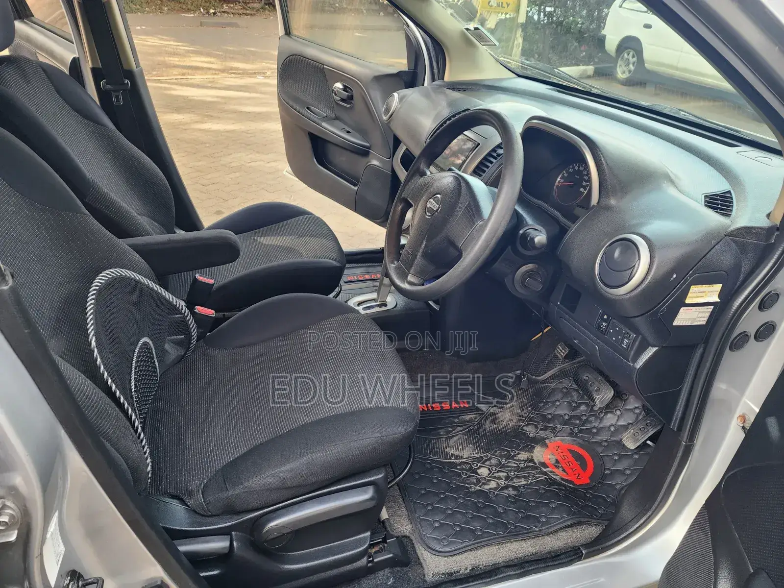 Nissan Note 2009 Silver