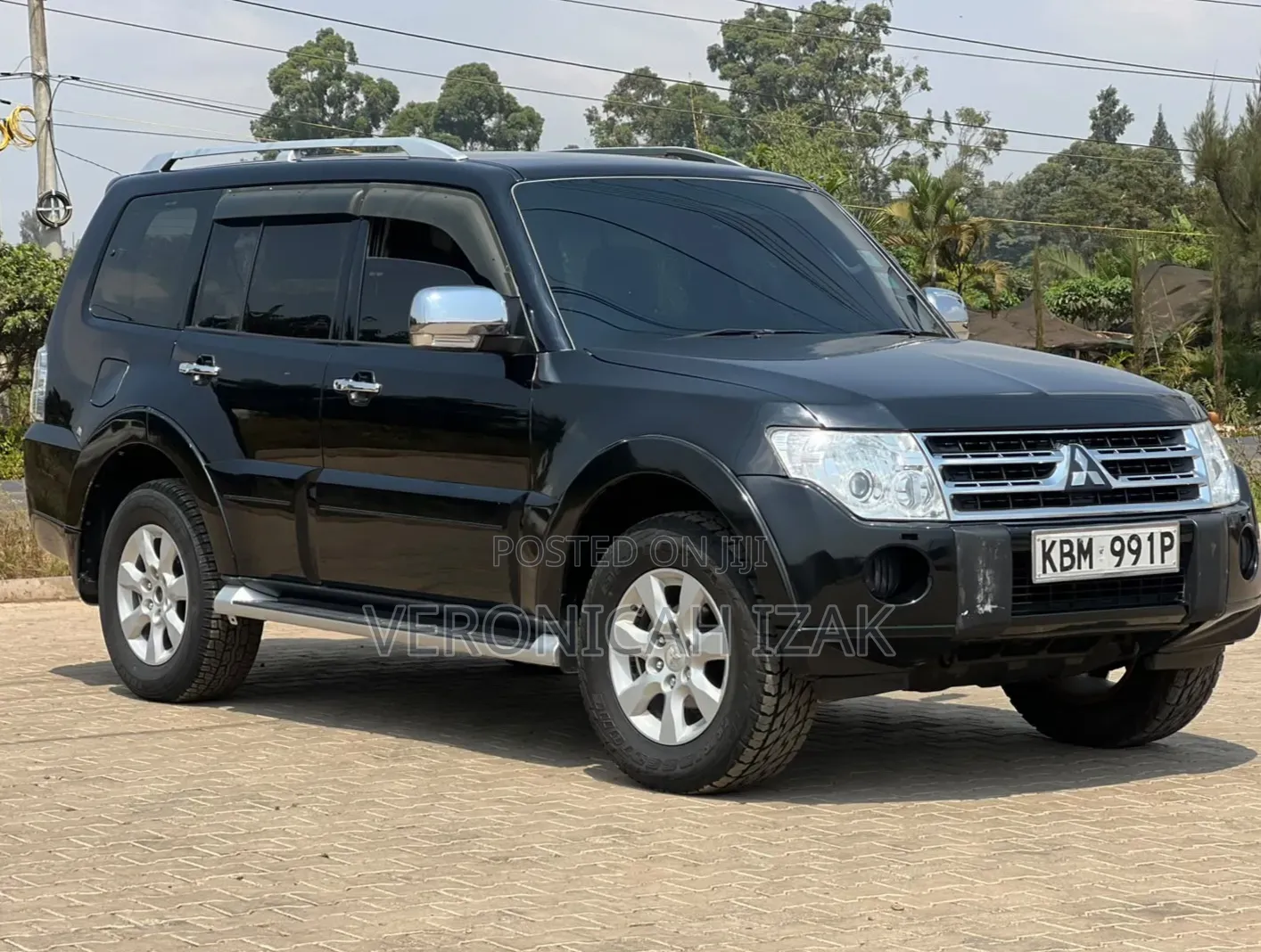 Mitsubishi Pajero 2010 Black