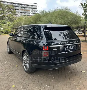 Land Rover Range Rover Vogue 2018 Black