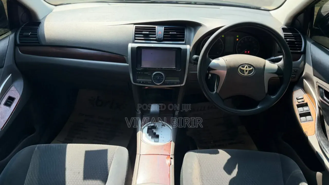 Toyota Allion 2013 Silver