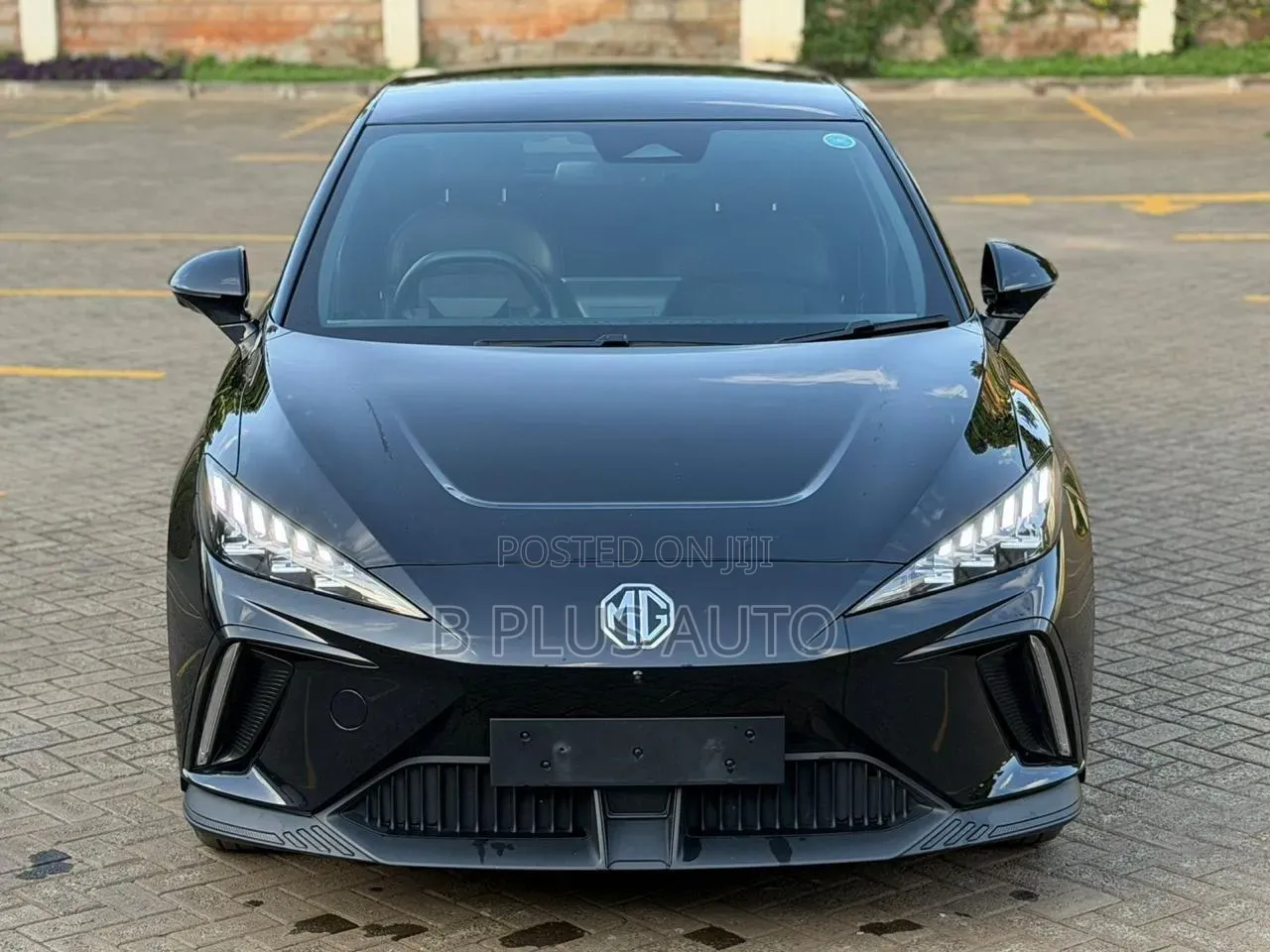 MG MG4 EV 2022 Black