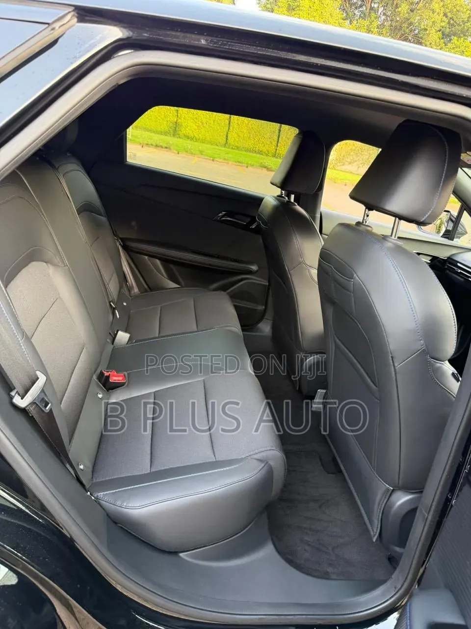 MG MG4 EV 2022 Black