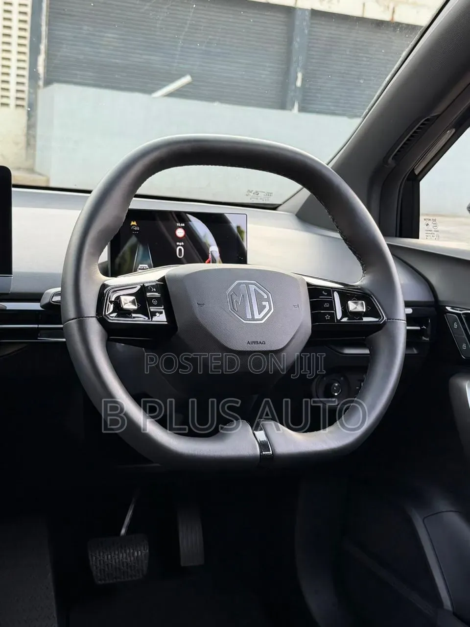 MG MG4 EV 2022 Black