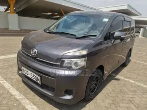 Toyota Voxy V 2WD 7-Seater 2011 Black