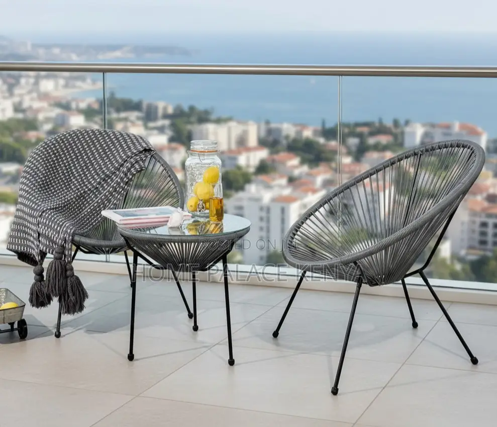 Outdoor Set: 3 Piece Acapulco Wicker Lounge Set