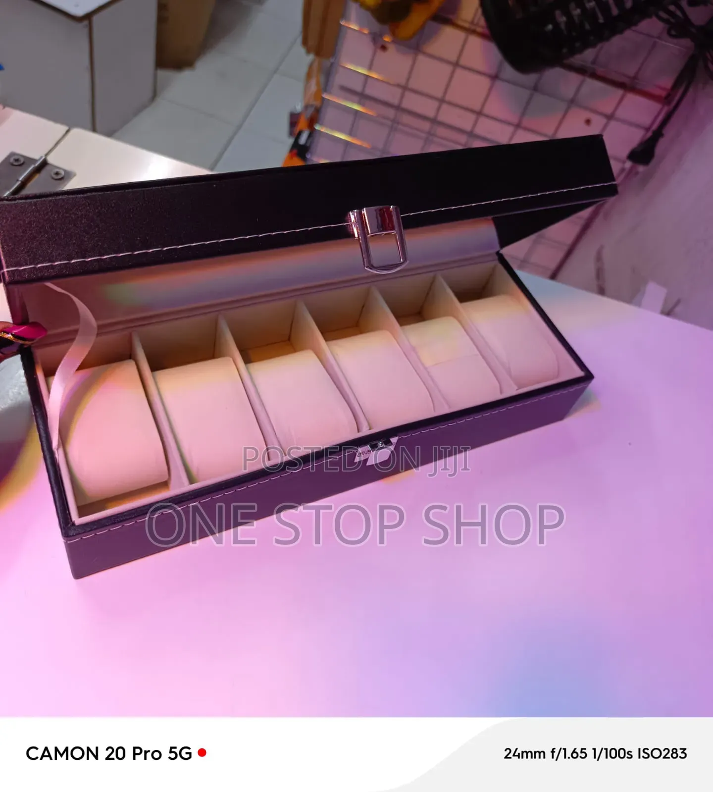 Leather Watch,jewellery Organizer With Soft Velvet Interior Pillows