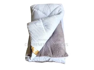 Luxurious and Plush Yellow and White Velvet Duvets