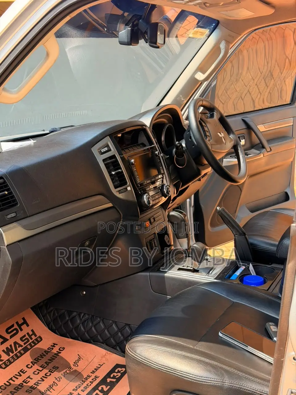 Mitsubishi Pajero 2016 Blue