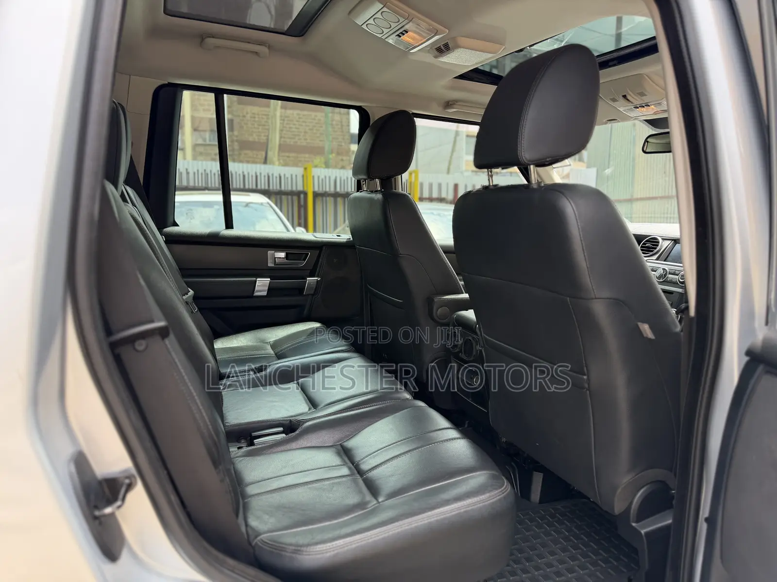 Land Rover Discovery 2015 Silver