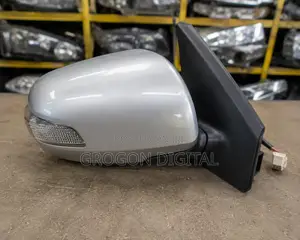 Toyota Vitz 2015 Genuine Ex-Japan Side Mirror