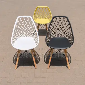 Modern Designed Plastic Chair With Wooden Legs