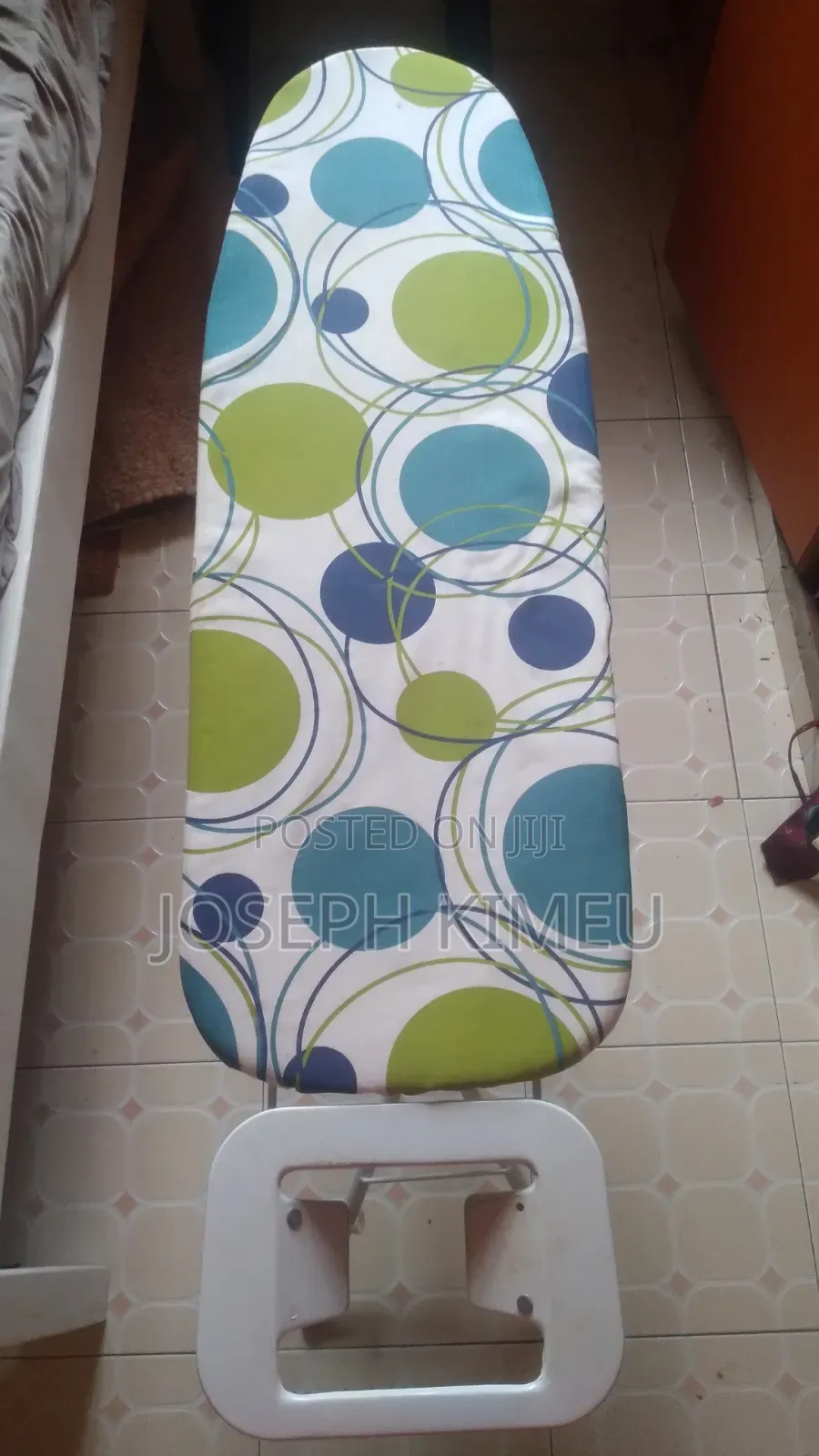 Fordable Ironing Stand