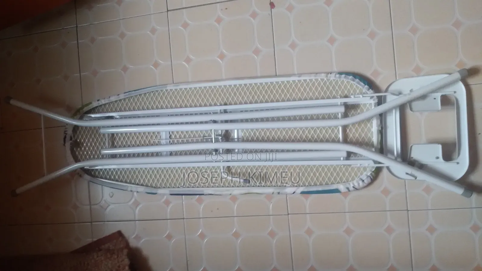 Fordable Ironing Stand