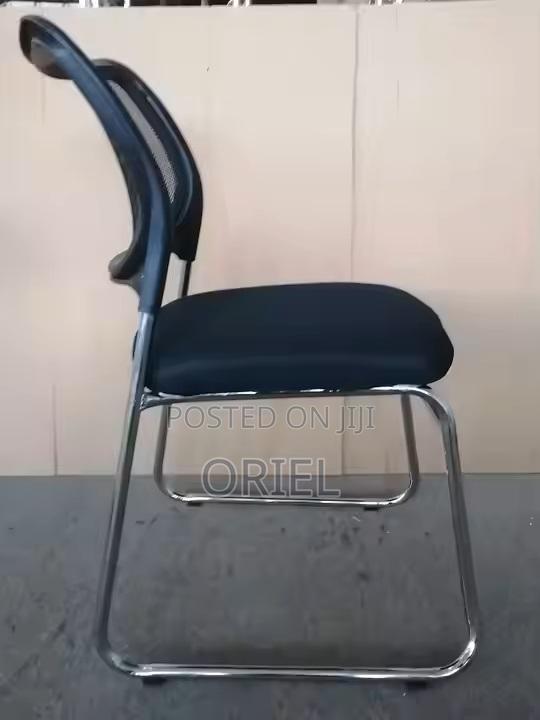 Office Chair : Armless Office Visitor Waiting Chair - thumbnail 2