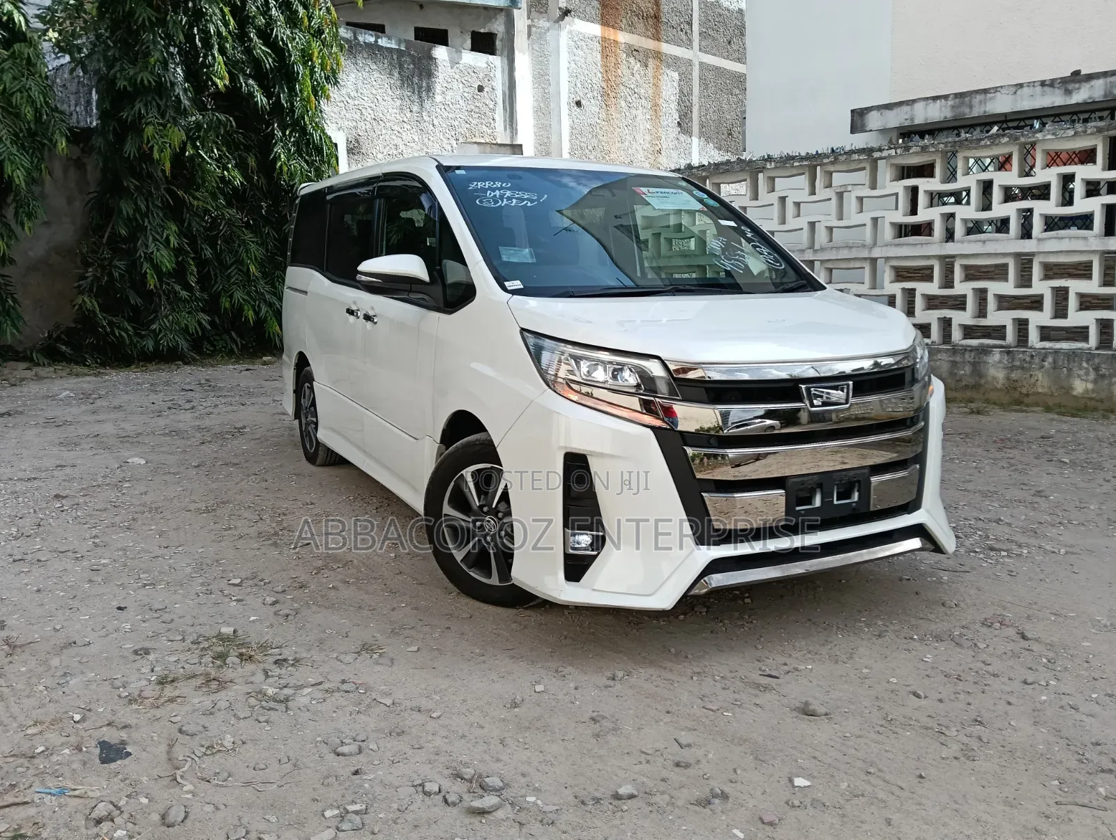 Toyota Noah 2019 Pearl