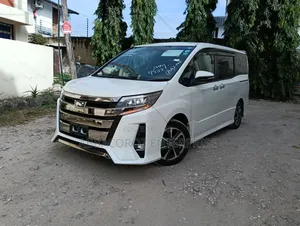 Toyota Noah 2019 Pearl