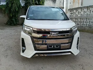 Toyota Noah 2019 Pearl
