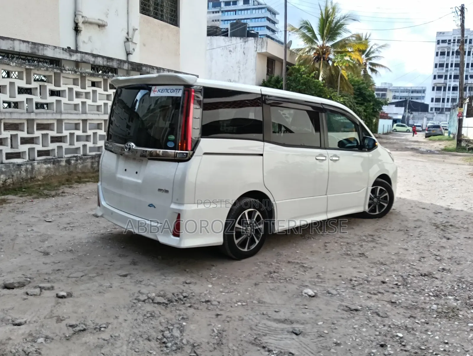 Toyota Noah 2019 Pearl