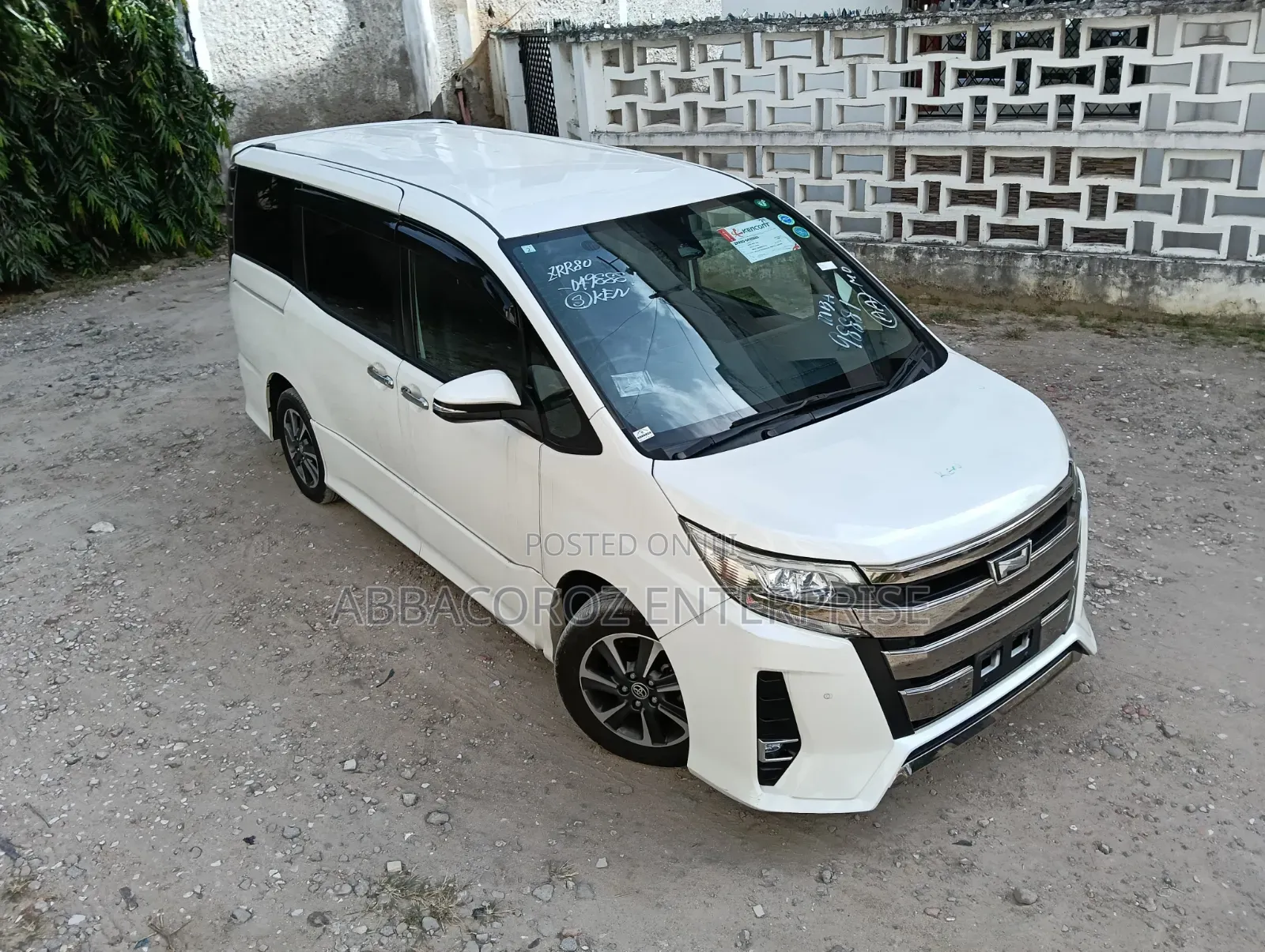 Toyota Noah 2019 Pearl