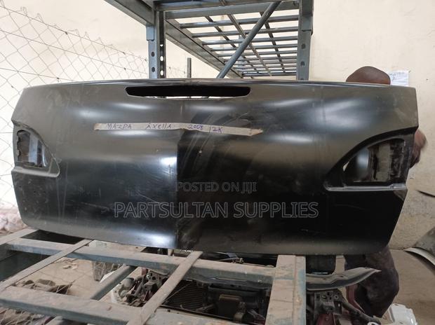 Tailgate Mazda Axella 2008 - main view