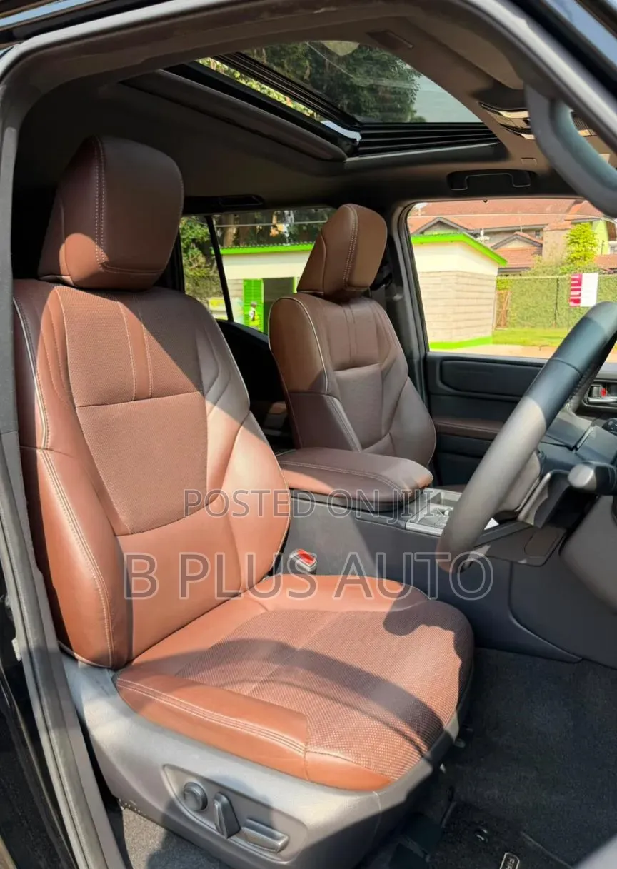 Toyota Land Cruiser LC250 2024 Black