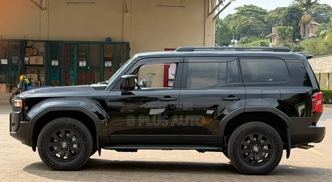 Toyota Land Cruiser LC250 2024 Black