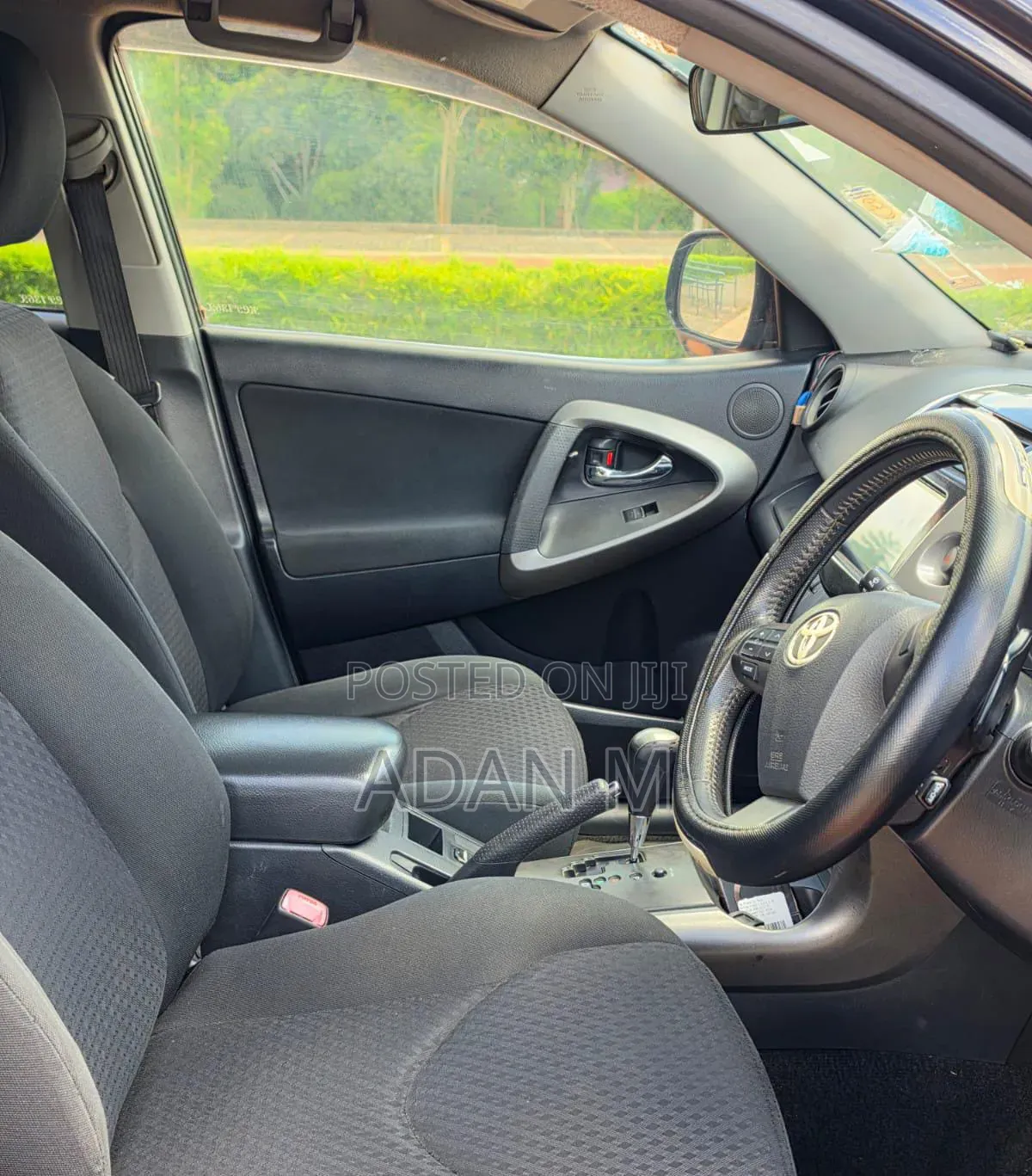 Toyota Vanguard 2010 Black