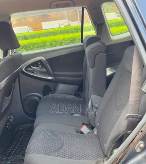 Toyota Vanguard 2010 Black