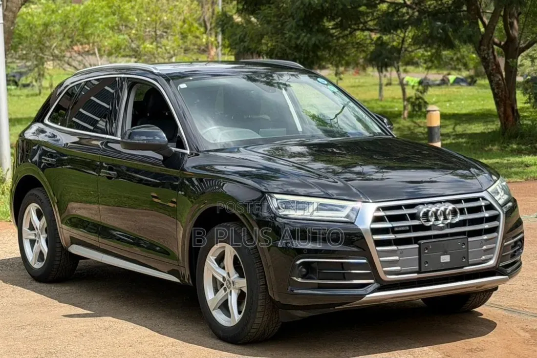 Audi Q5 2.0T Premium AWD quattro 2019 Black