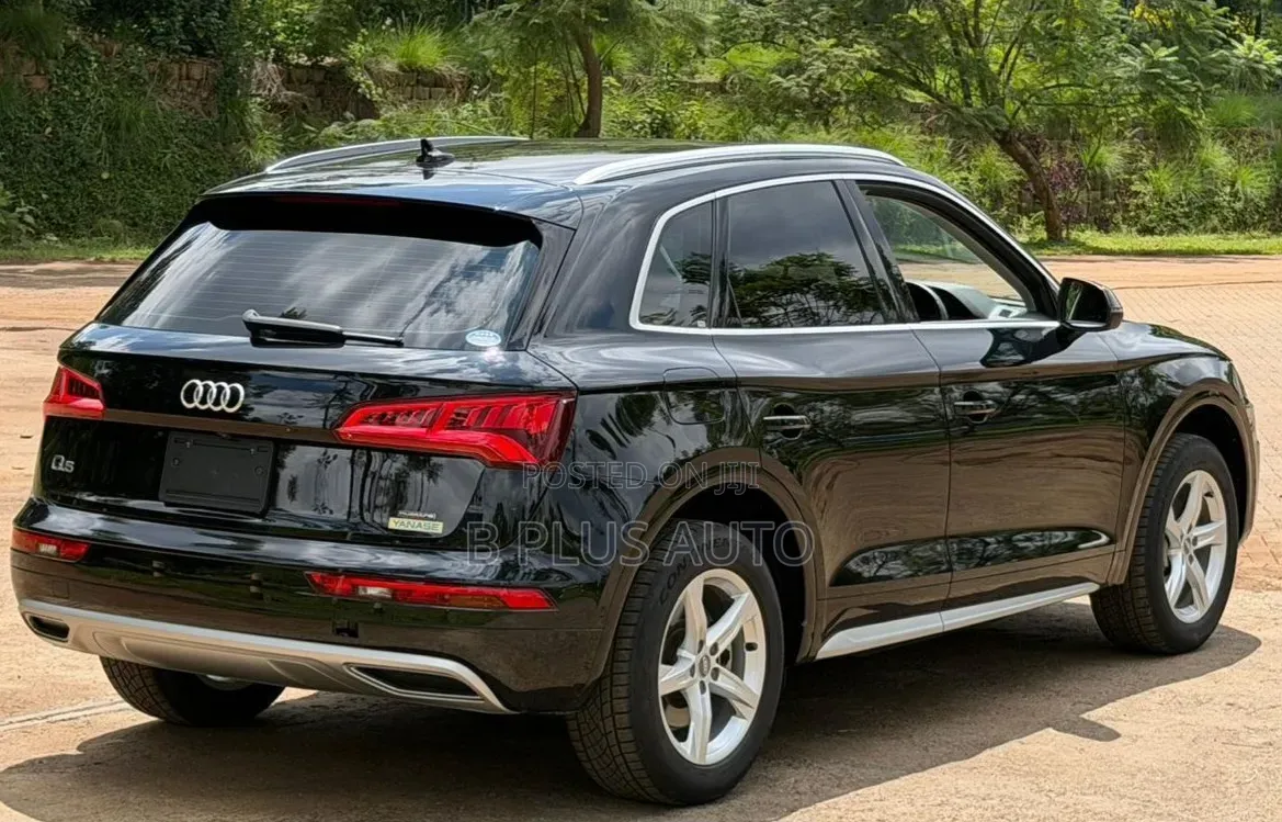 Audi Q5 2.0T Premium AWD quattro 2019 Black