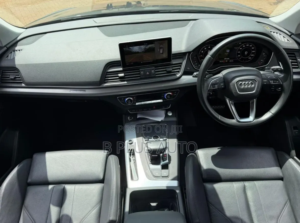 Audi Q5 2.0T Premium AWD quattro 2019 Black