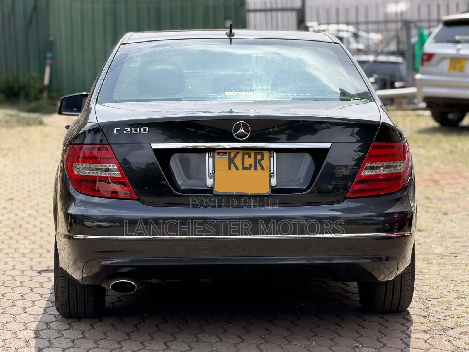 Mercedes-Benz C200 2011 Gray