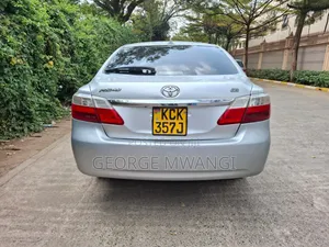 Toyota Premio 2010 Silver