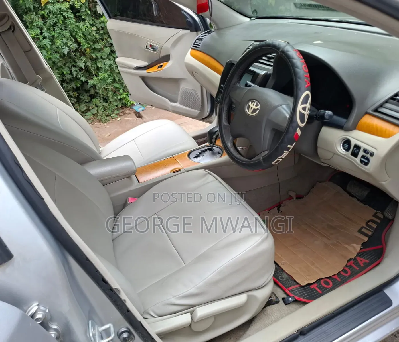 Toyota Premio 2010 Silver