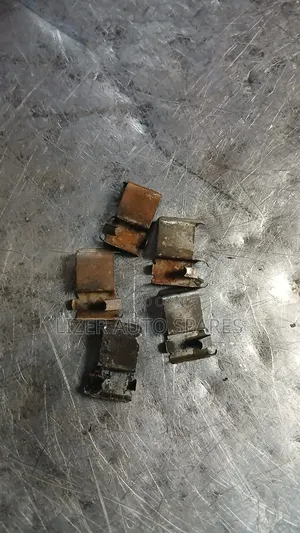 Brake Pads Locks Lancer