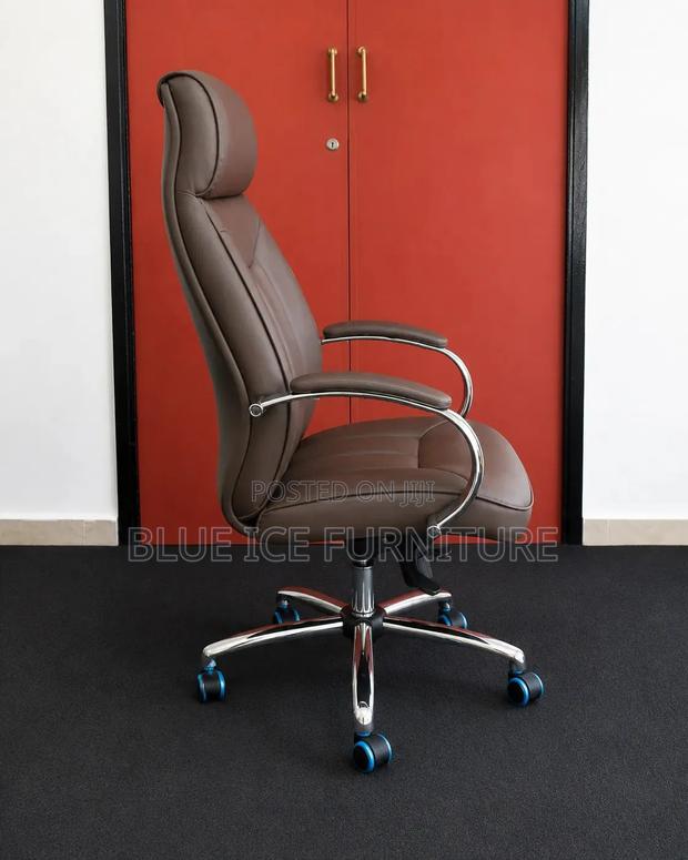 High Back Executive Office Chair-Premium Brown Chair - thumbnail 3