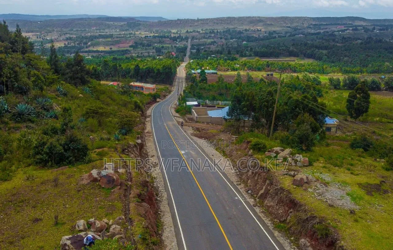 50 by 100 Plots in Kikuyu ^MW