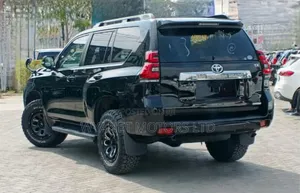 Toyota Land Cruiser Prado 2019 Black