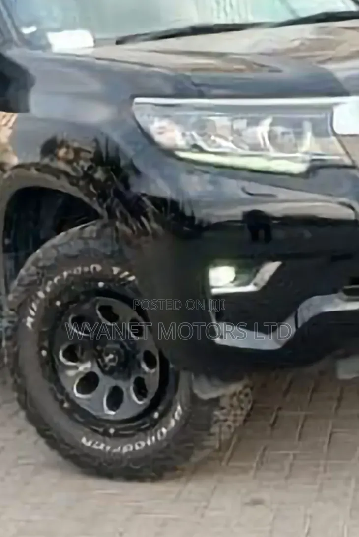 Toyota Land Cruiser Prado 2019 Black