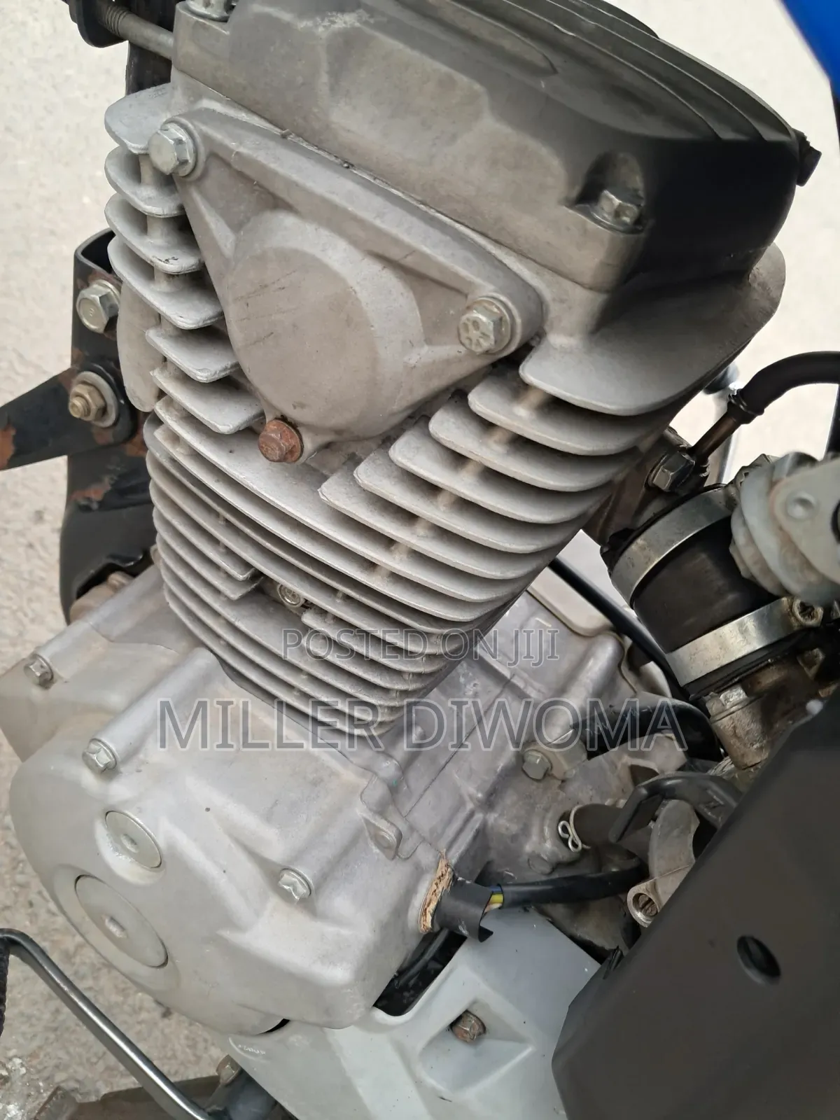 Honda CB 2025 Blue