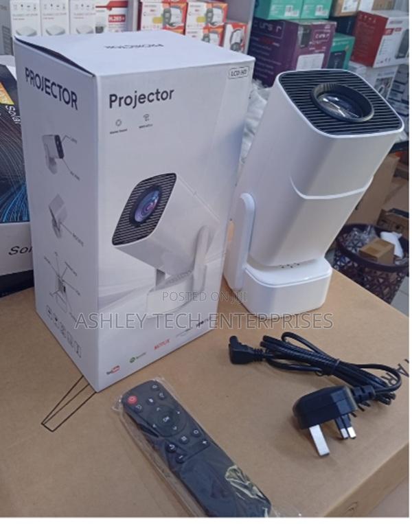 Ultra HD F800 Android 13 Projector – Big Screen Entertainment - thumbnail 2
