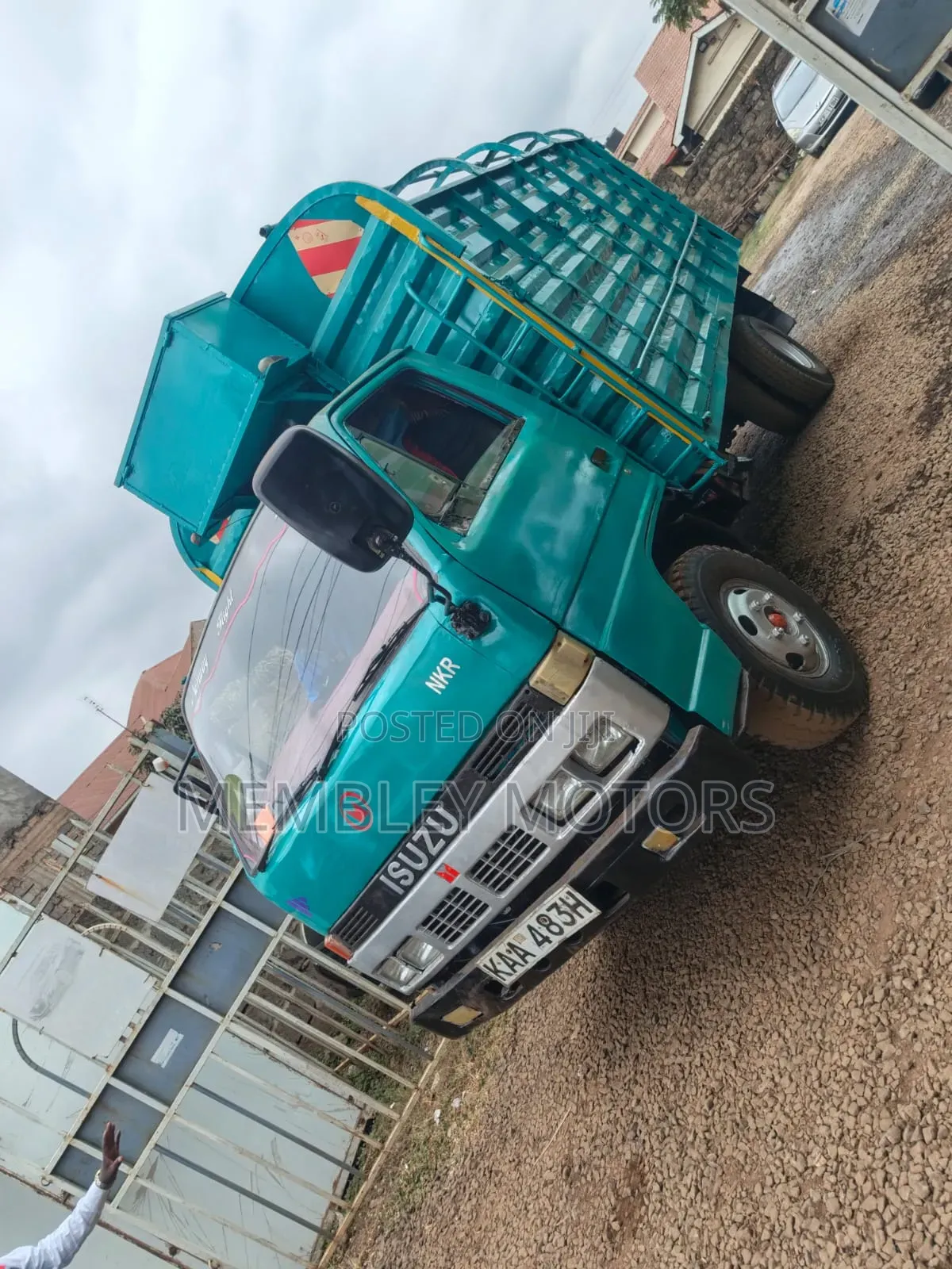 Isuzu Truck
