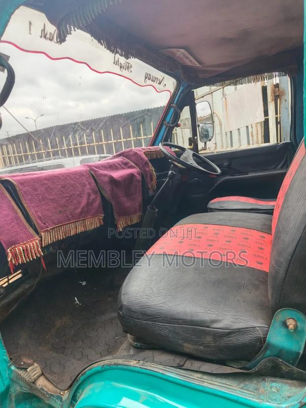 Isuzu Truck - thumbnail 8