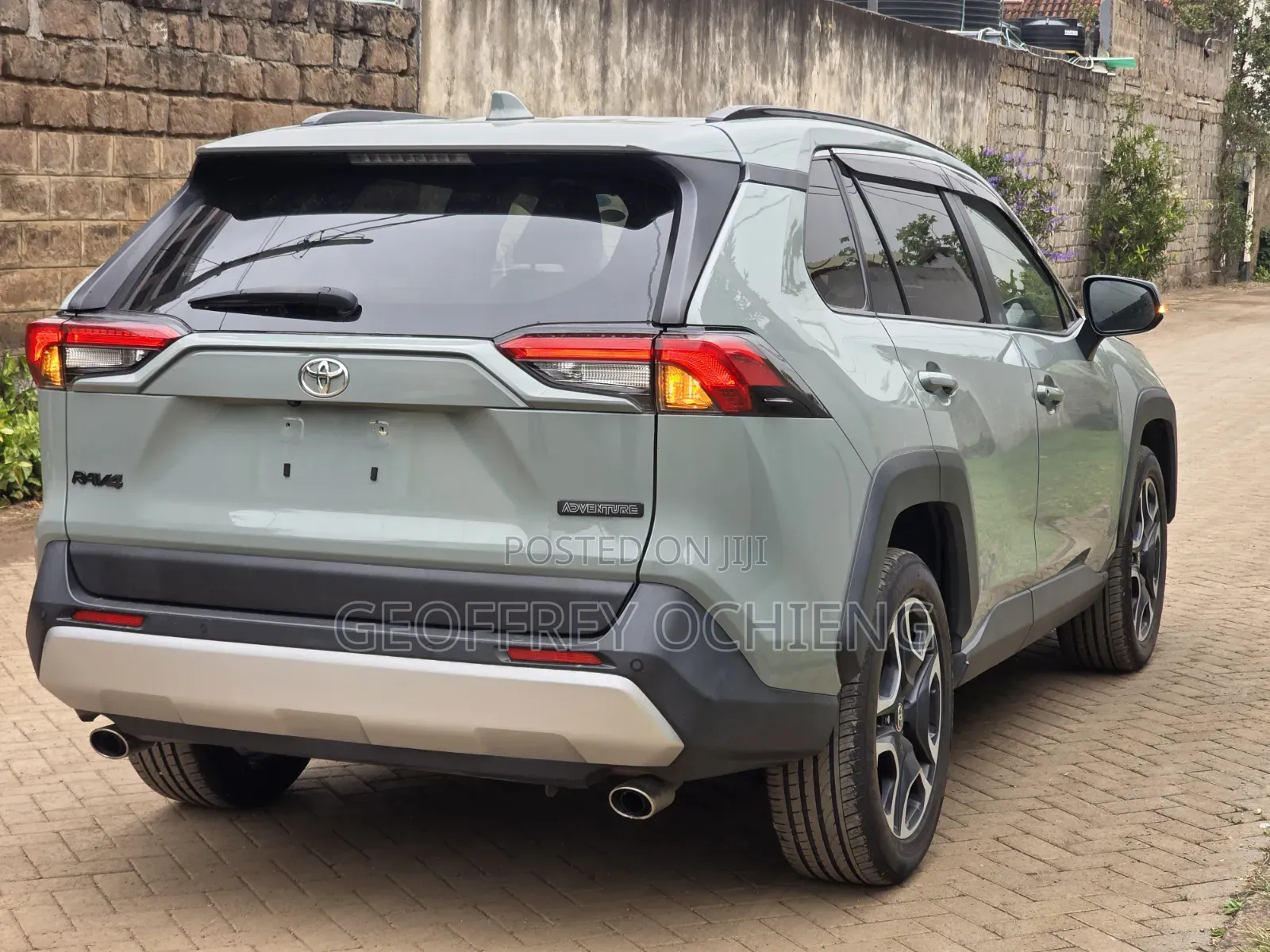 Toyota RAV4 2020 Green