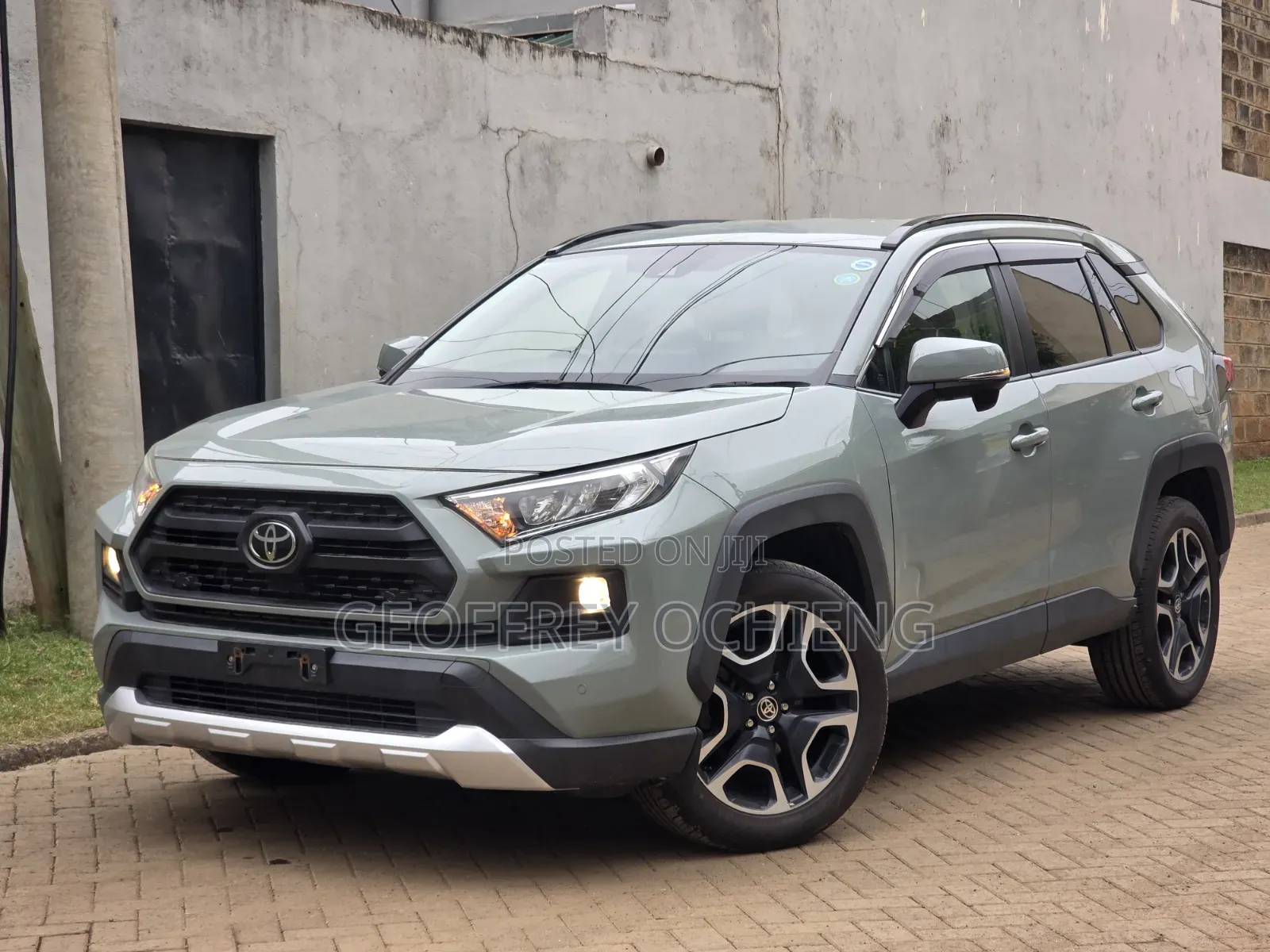 Toyota RAV4 2020 Green