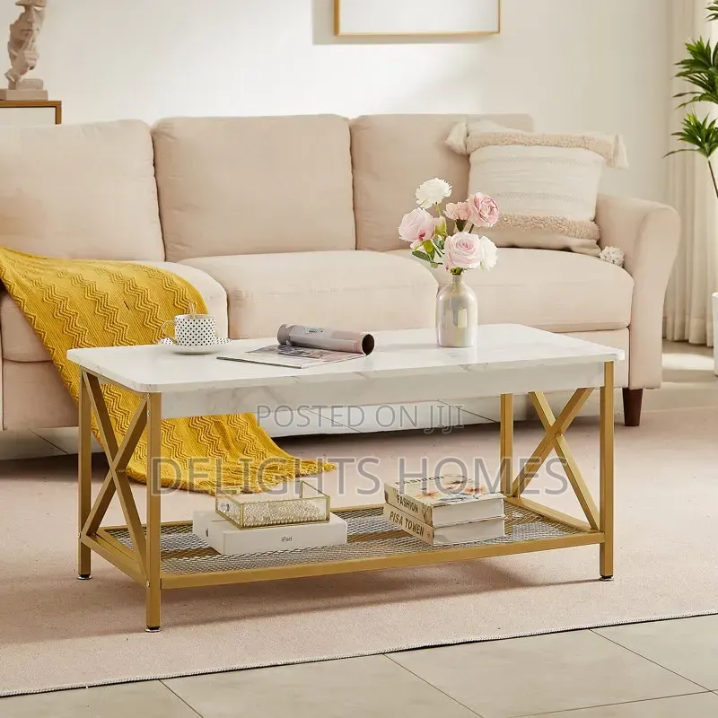 Zippy Elegant Coffee Table
