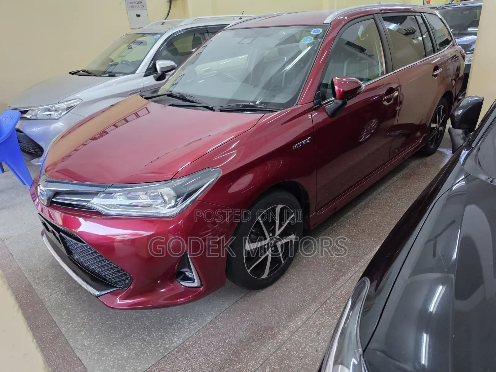 Toyota Corolla Fielder 2019 Red